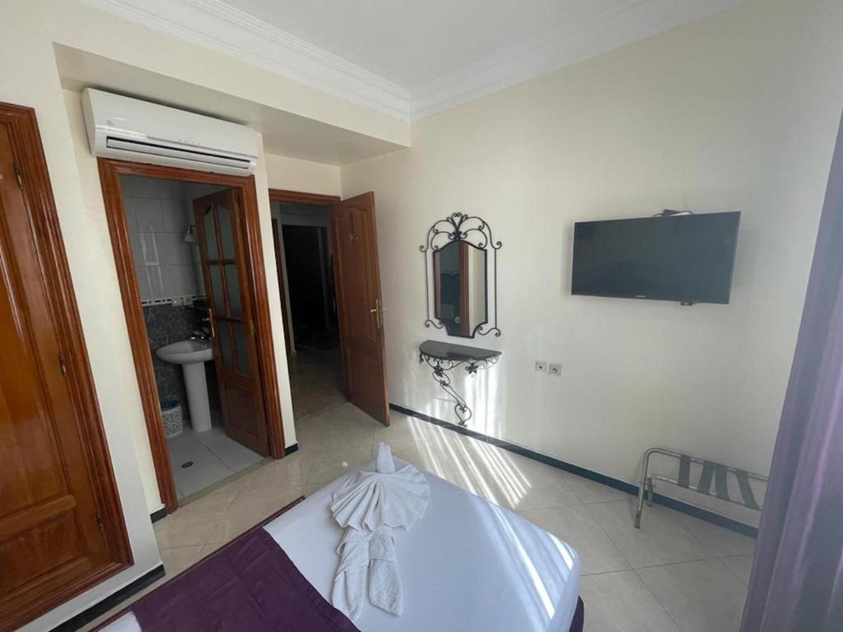 Perla Hotel Фес Екстериор снимка