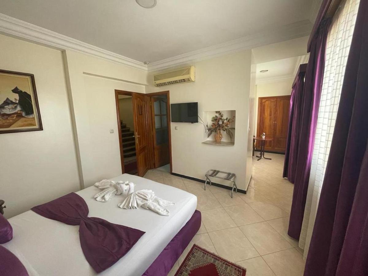 Perla Hotel Фес Екстериор снимка