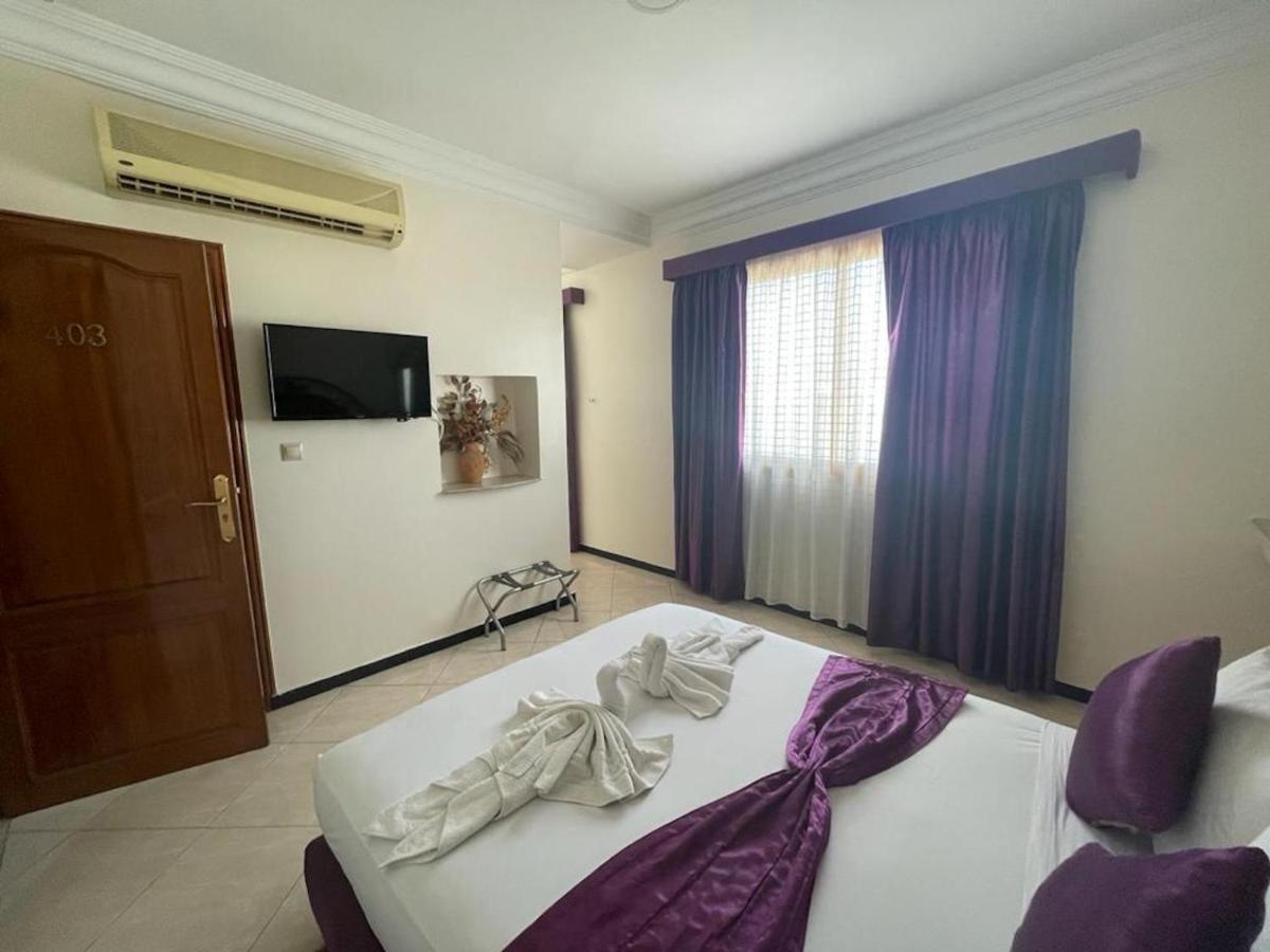 Perla Hotel Фес Екстериор снимка