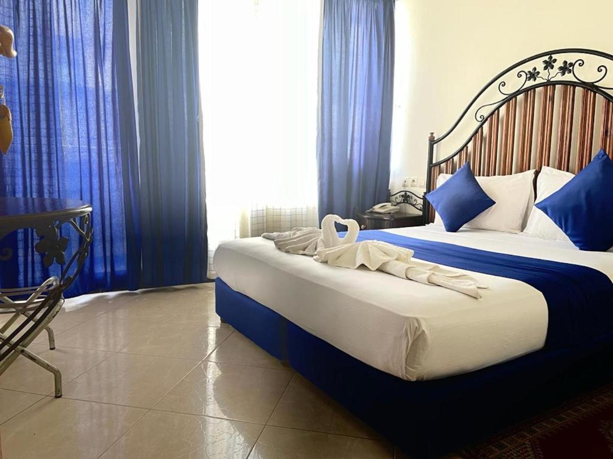 Perla Hotel Фес Екстериор снимка