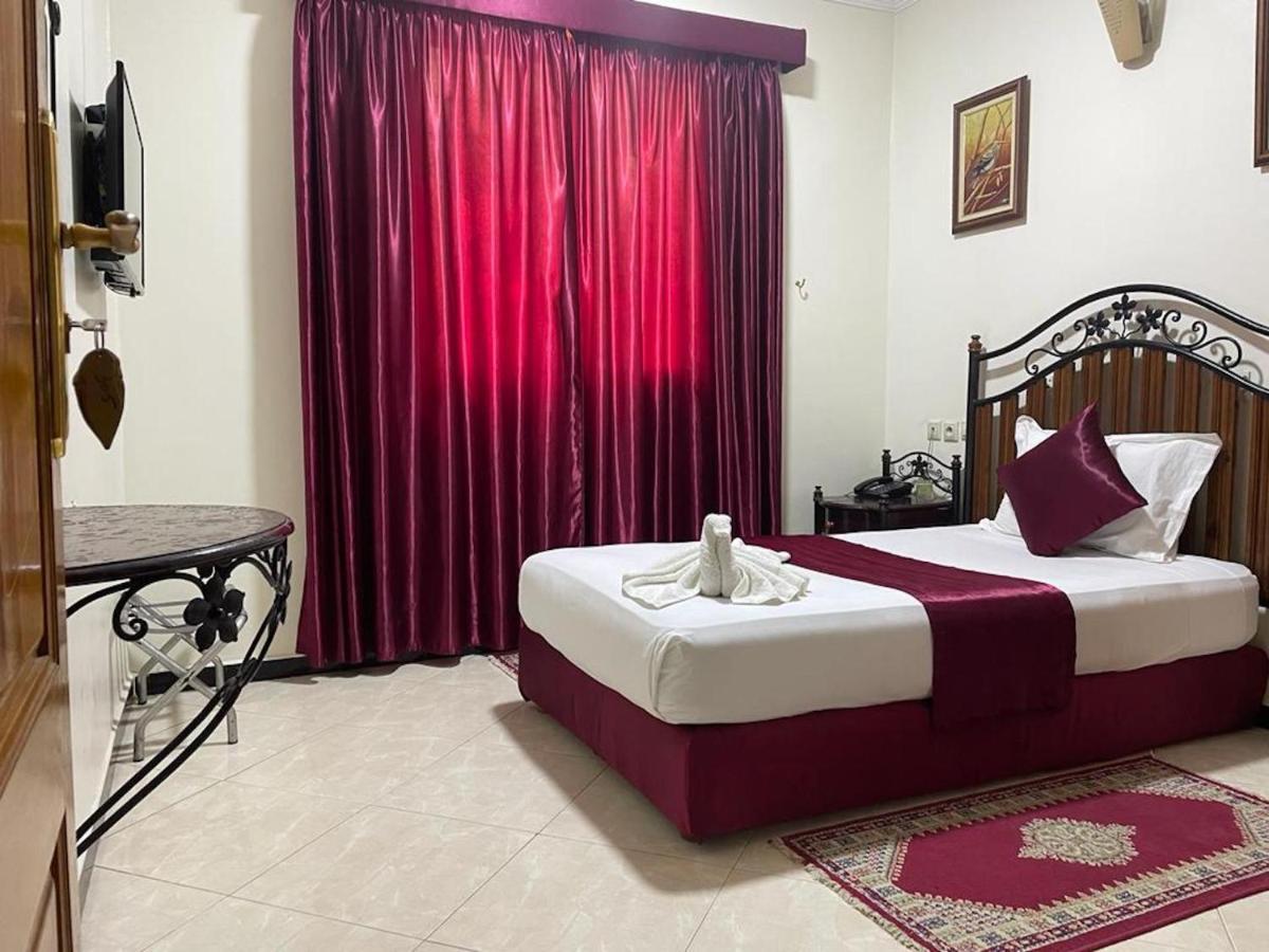 Perla Hotel Фес Екстериор снимка