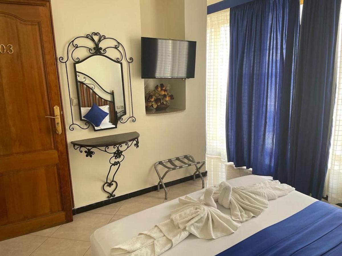 Perla Hotel Фес Екстериор снимка
