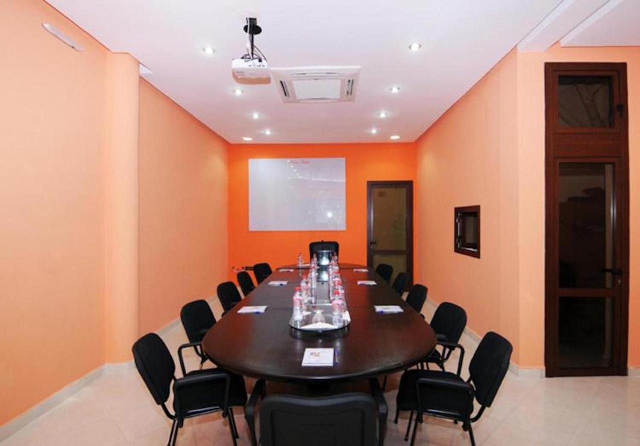 Perla Hotel Фес Екстериор снимка