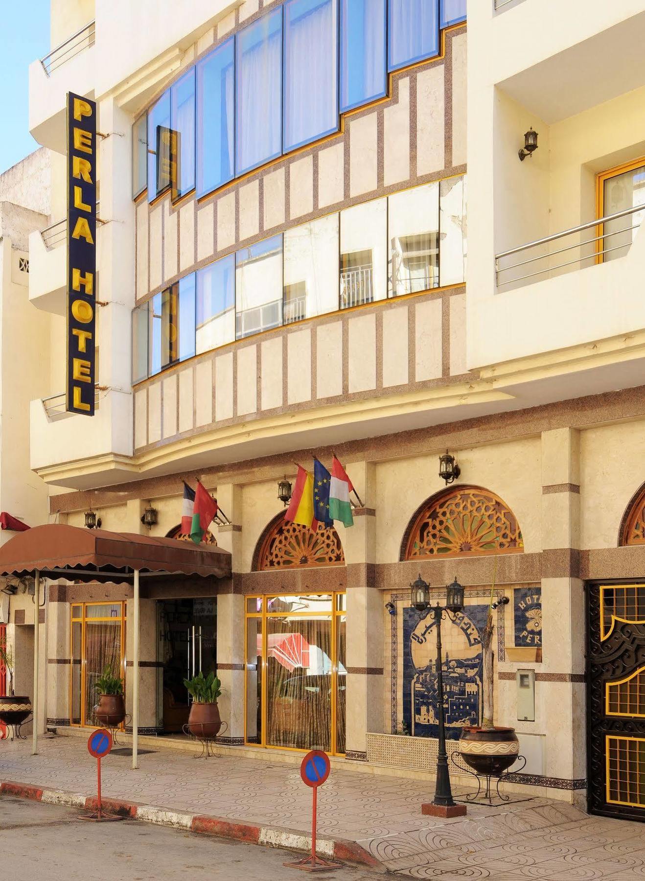 Perla Hotel Фес Екстериор снимка