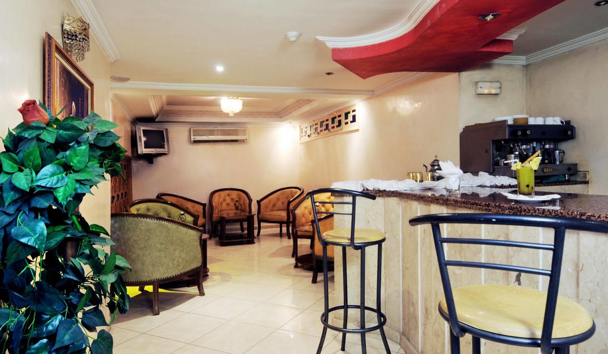 Perla Hotel Фес Екстериор снимка